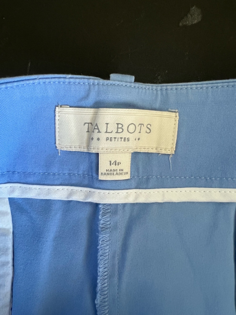Talbots PERFECT SHORTS - 9” Size 14P - Picture 3 of 8